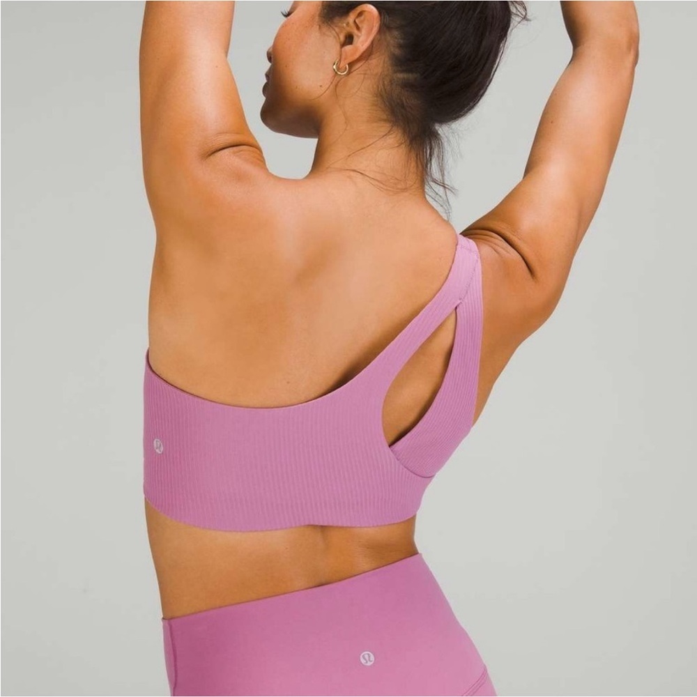 Lululemon Ribbed Nulu Asymmetrical Yoga Bra Light Support, A/B
Velvet Dust 6